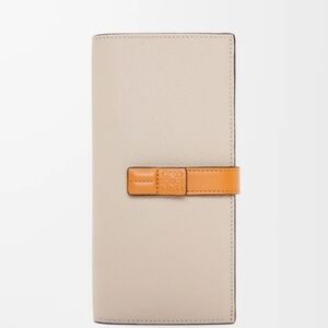 Chic Loewe Leather Wallet In Tan With A Strap. Certificate Of Authenticity.